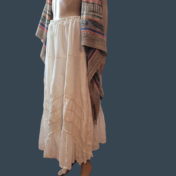 L'POGEE Boho Asymmetrical White Skirt Eyelet Detail & Crochet Layers Drawstring - Picture 3 of 16